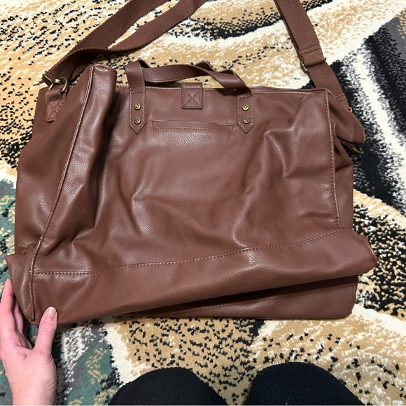 Square Tote - Picture 4 of 8